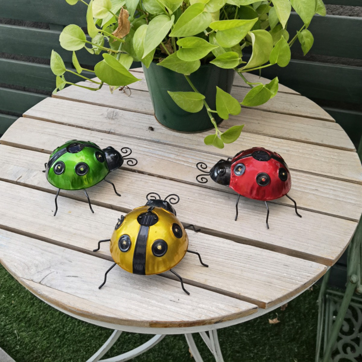New Solar Iron Art Ladybug Cre - đánh giá và giá Art Craft Ladybug